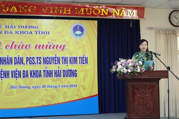 Bộ trưởng Bộ Y tế về thăm và làm việc tại Bệnh viện đa khoa tỉnh Hải Dương 