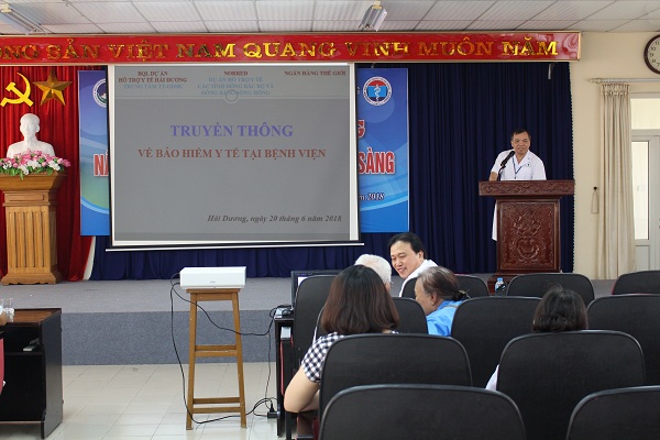 Bệnh viện đa khoa tỉnh Hải Dương tổ chức Hội nghị truyền thông về Bảo hiểm y tế  cho người bệnh và người nhà người bệnh nhân dịp kỷ niệm Ngày Bảo hiểm y tế Việt Nam 01/7.